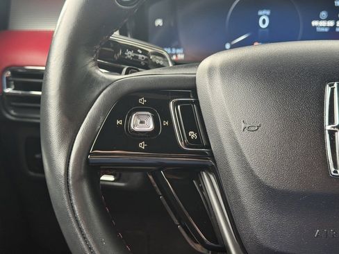 Used 2023 Lincoln Corsair Reserve w/ Equipment Group 201A image 19