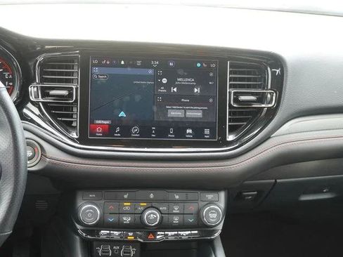 Certified 2025 Dodge Durango GT AWD/4WD image 14