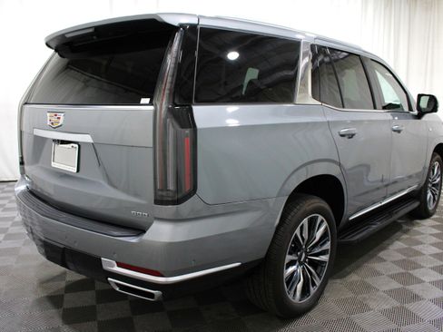 New 2025 Cadillac Escalade Premium Luxury RWD image 28