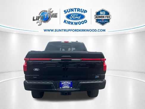 Used 2025 Ford F150 Lightning Platinum AWD/4WD image 4