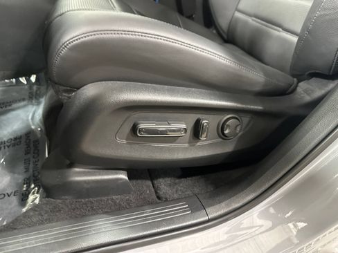 Used 2024 Honda CR-V EX-L image 14