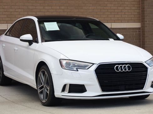 Used 2018 Audi A3 2.0T Premium w/ Convenience Package FWD image 5