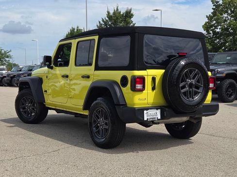 Used 2024 Jeep Wrangler Unlimited Sport AWD/4WD image 13