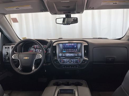 Used 2017 Chevrolet Silverado 1500 LT w/ Redline Edition AWD/4WD image 9