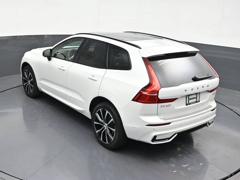 Used 2024 Volvo XC60 B5 Plus w/ Protection Package Premier AWD/4WD image 23