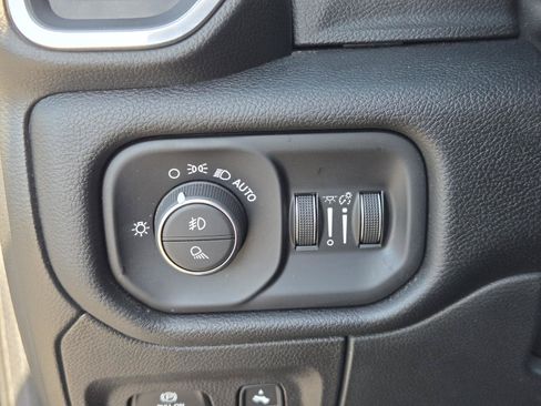 Certified 2022 RAM 1500 Laramie AWD/4WD image 19