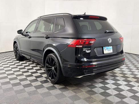 Used 2020 Volkswagen Tiguan SE R-Line FWD image 2