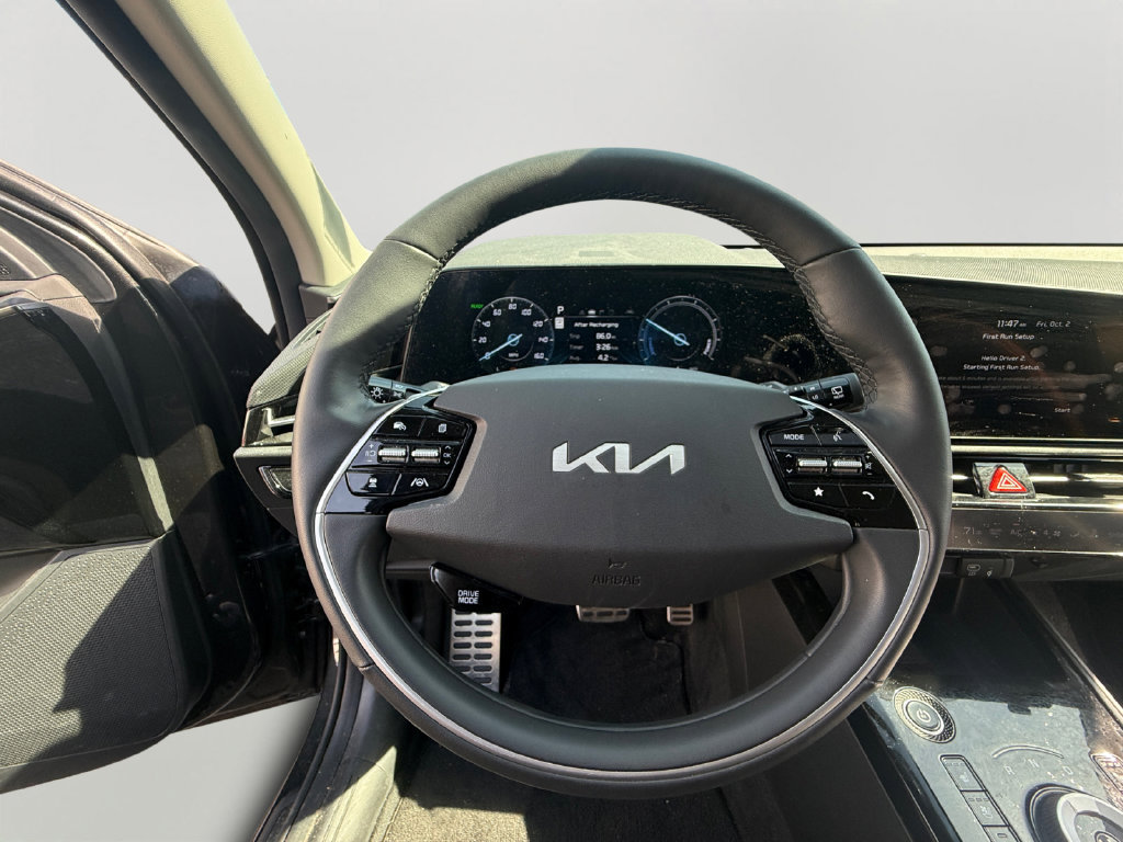 Used 2023 Kia Niro Wave w/ Wave Preserve Package FWD image 12