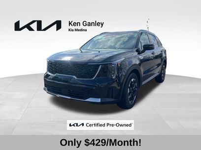 Certified 2025 Kia Sorento S w/ Panoramic Sunroof Package