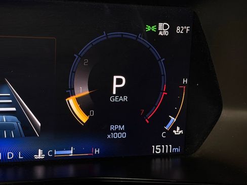 Used 2024 Chevrolet Colorado Z71 w/ Advanced Trailering Package AWD/4WD image 17