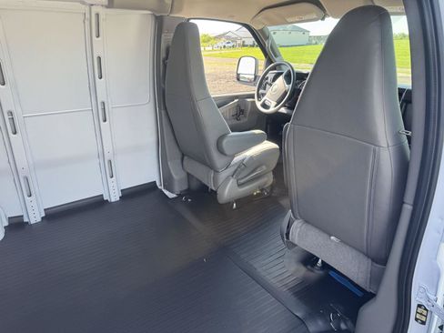 New 2026 Chevrolet Express 2500 Extended w/ Driver Convenience Package RWD image 8