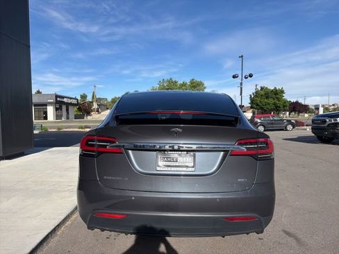 Used 2018 Tesla Model X 75D AWD/4WD image 7