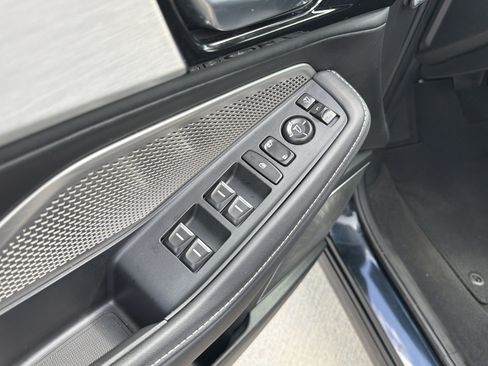 Certified 2024 Acura MDX w/ Technology Package FWD image 15