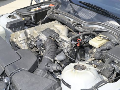 Used 1996 BMW Z3 1.9 image 41