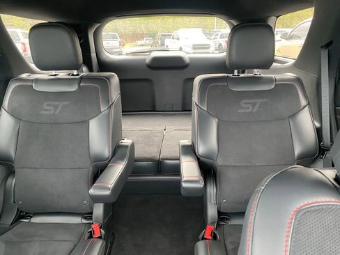 New 2025 Ford Explorer ST image 27