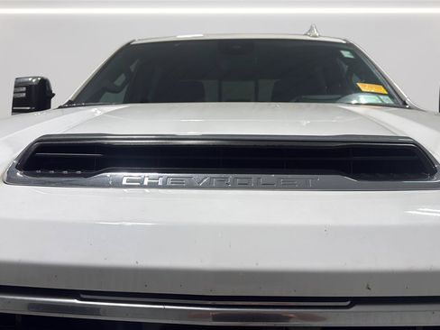 Used 2024 Chevrolet Silverado 2500 High Country w/ High Country Premium Package AWD/4WD image 33