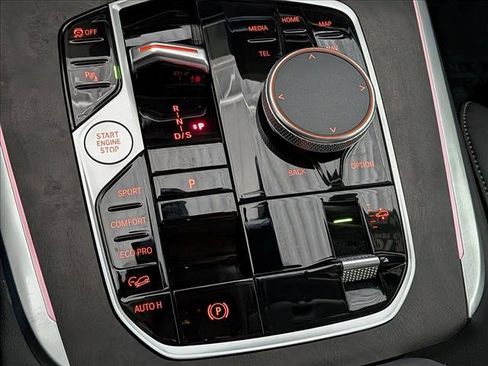 Used 2026 BMW X7 xDrive40i image 12