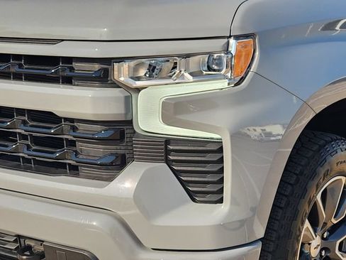 Used 2024 Chevrolet Silverado 1500 RST w/ Z71 Off-Road Package AWD/4WD image 16