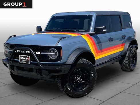 Used 2023 Ford Bronco Wildtrak AWD/4WD image 1