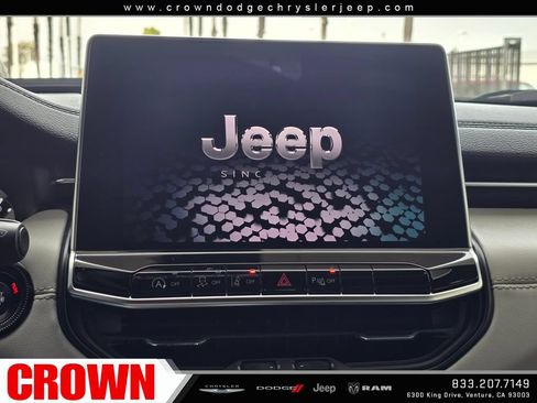 Used 2025 Jeep Compass Limited AWD/4WD image 28