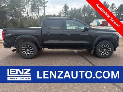 Used 2023 Chevrolet Colorado Z71 w/ Z71 Convenience Package 2