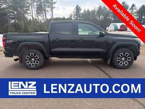 Used 2023 Chevrolet Colorado Z71 w/ Z71 Convenience Package 2 image 1