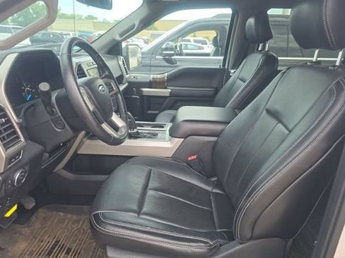 Used 2018 Ford F150 Lariat w/ Equipment Group 502A Luxury AWD/4WD image 3