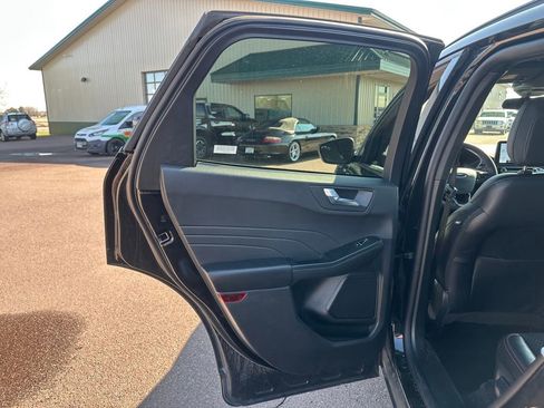 Used 2025 Ford Escape ST-Line AWD/4WD image 21