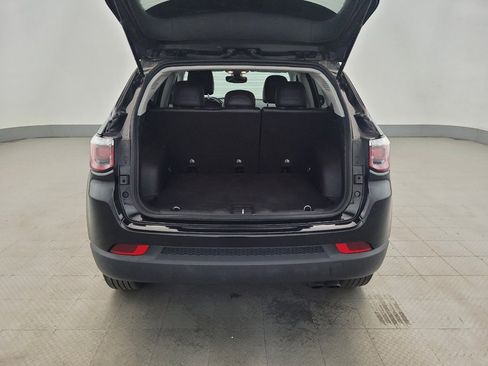 Used 2018 Jeep Compass Latitude w/ Popular Equipment Group AWD/4WD image 29