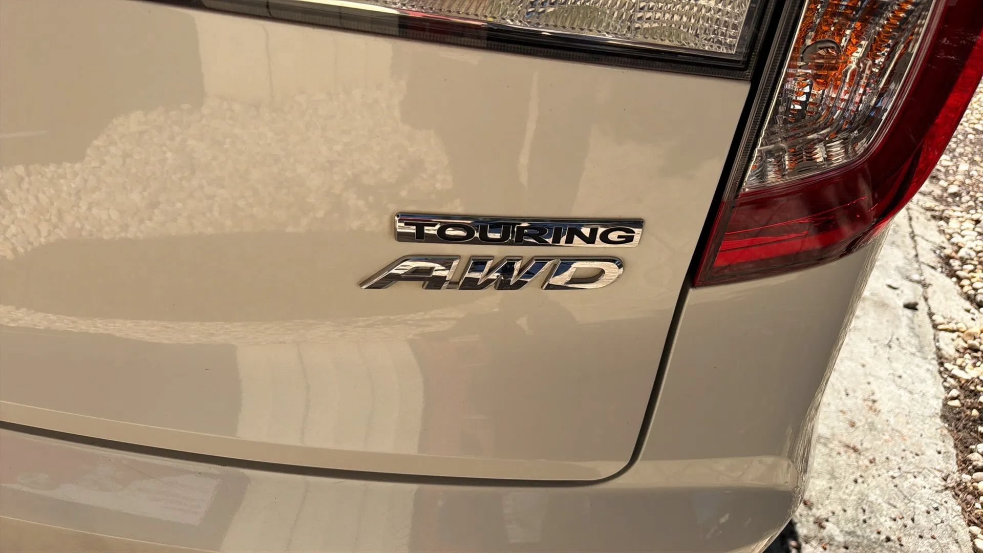 Used 2019 Honda Pilot Touring image 8