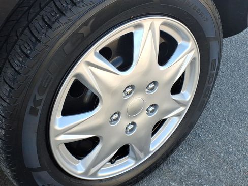 Used 2017 Ford Escape S image 10