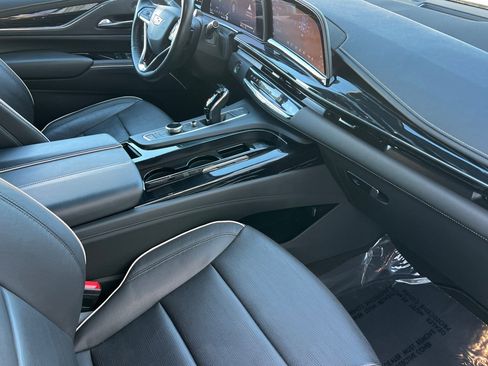 Used 2023 Cadillac Escalade Sport image 19