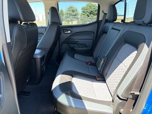 Used 2022 Chevrolet Colorado Z71 AWD/4WD image 21