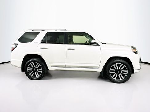 Used 2018 Toyota 4Runner Limited AWD/4WD image 10