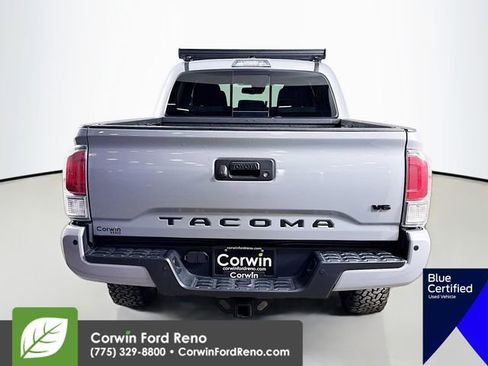 Used 2021 Toyota Tacoma TRD Off-Road w/ Technology Package image 9