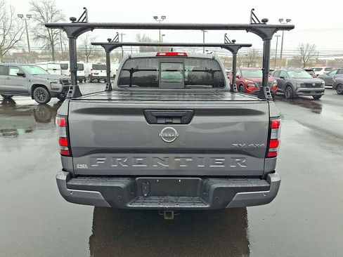 Certified 2022 Nissan Frontier SV image 6