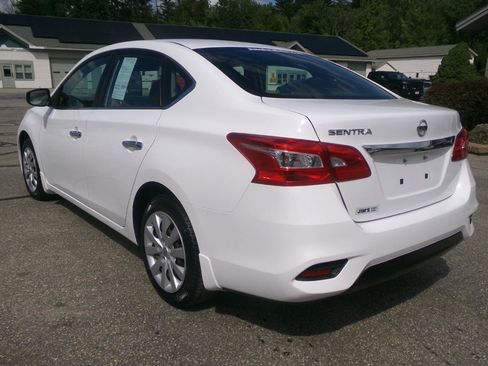 Used 2017 Nissan Sentra S FWD image 3