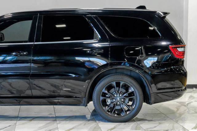 Used 2022 Dodge Durango R/T w/ Blacktop Package AWD/4WD image 19