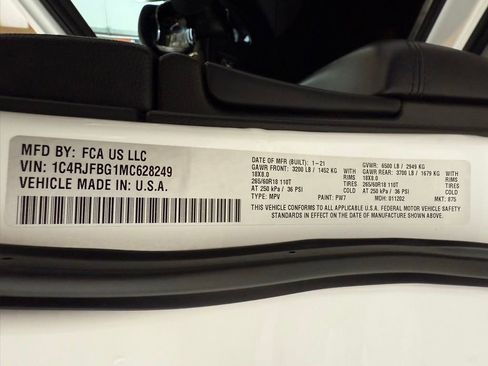 Certified 2021 Jeep Grand Cherokee Limited image 23