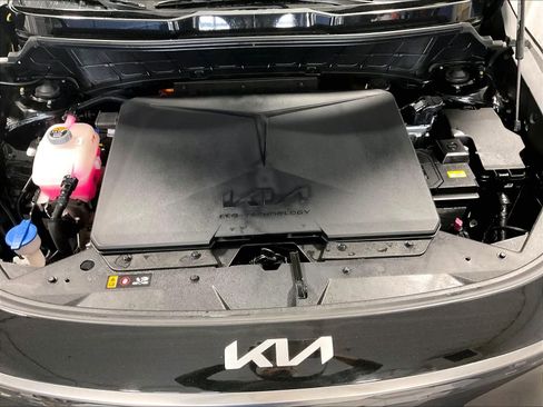 Used 2024 Kia Niro Wind w/ Wind Preserve Package FWD image 33