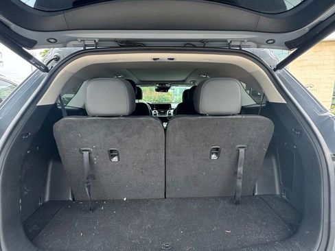 Used 2023 Kia Sorento SX image 12