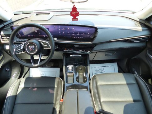 Used 2025 Buick Envision Avenir AWD/4WD image 23
