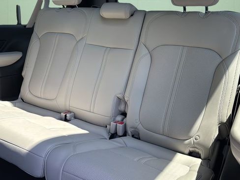 New 2026 Jeep Grand Wagoneer L Limited AWD/4WD image 23
