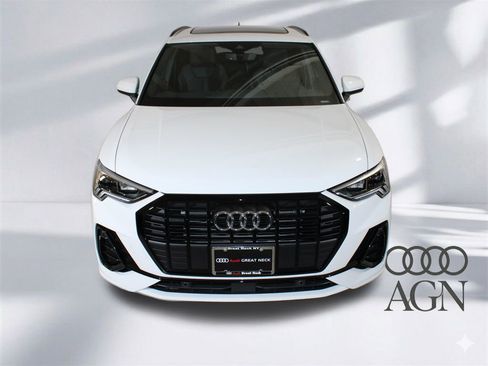 Certified 2025 Audi Q3 2.0T Premium w/ Convenience Package image 22