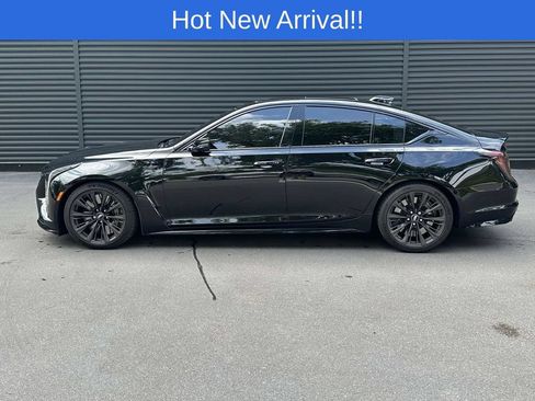 Used 2025 Cadillac CT5 V Blackwing w/ Parking Package RWD image 2
