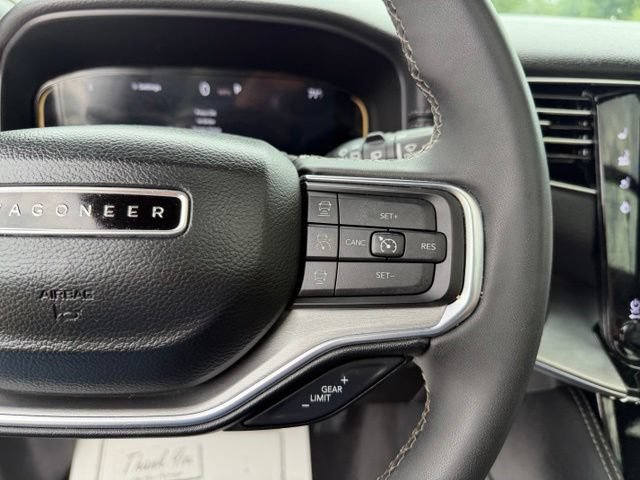 Used 2024 Jeep Wagoneer Series II AWD/4WD image 26