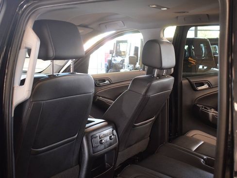 Used 2018 GMC Yukon XL SLT AWD/4WD image 50