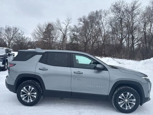 Certified 2025 Chevrolet Equinox LT w/ Safety and Technology Package image 6