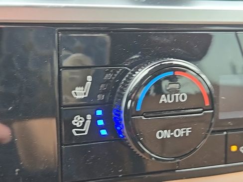 New 2025 Nissan Pathfinder Platinum w/ Cargo Package image 23