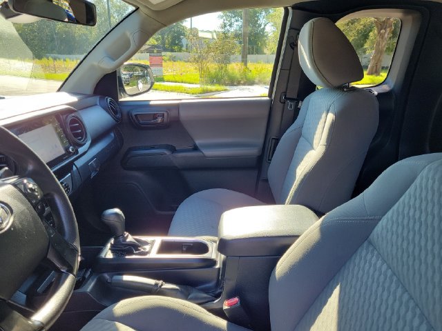 Used 2022 Toyota Tacoma SR RWD image 18